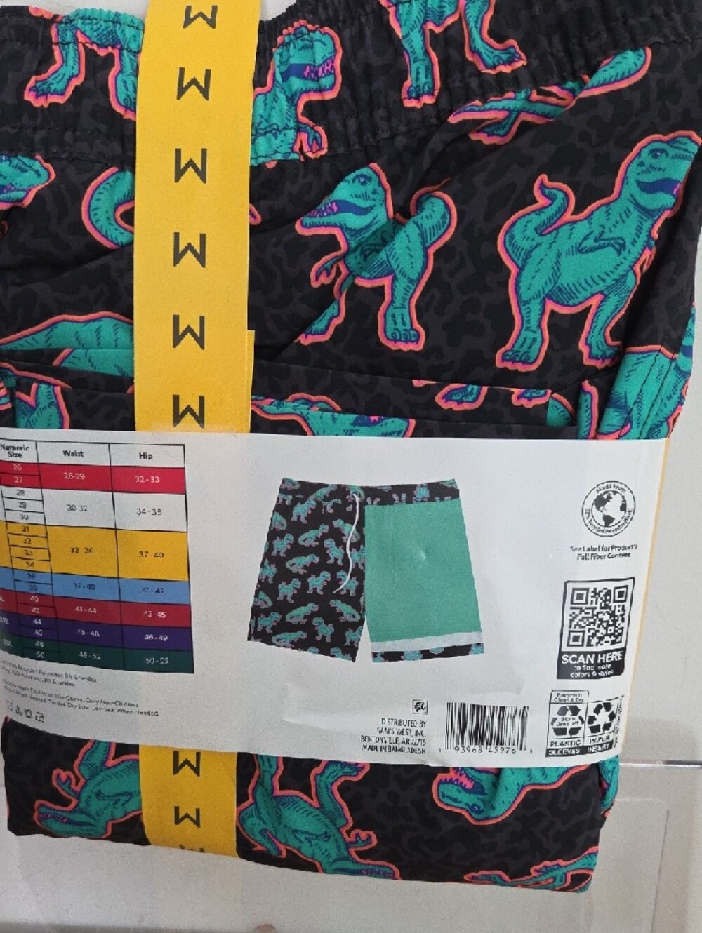 Member's Mark NWT Men’s Resort Swim Trunks - Black with Teal Dino Print (M) - Picture 5 of 6